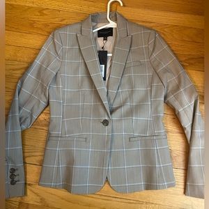 Banana Republic, cute and comfortable Blazer